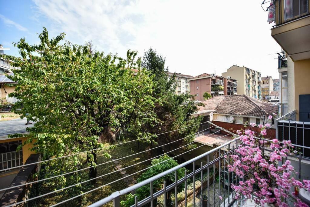 Benvenuti Casa Leo - Elegante Appartamento Турин Екстер'єр фото