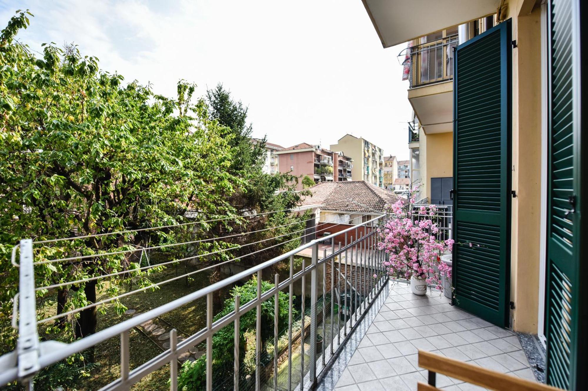 Benvenuti Casa Leo - Elegante Appartamento Турин Екстер'єр фото